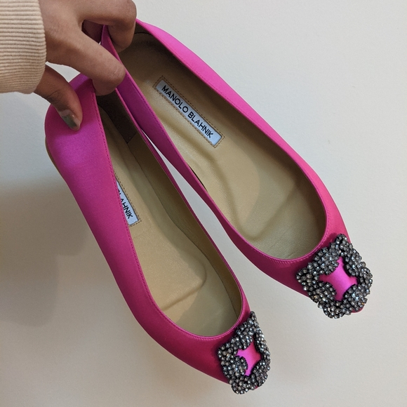 Manolo Blahnik Shoes - SOLD ON FB✨Manolo Blahnik Hangisi Flats
